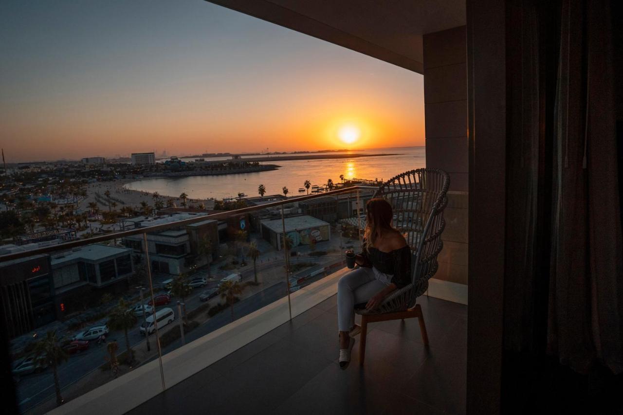Hyatt Centric Jumeirah Dubai Exteriör bild Sunset at the Westin La Paloma
